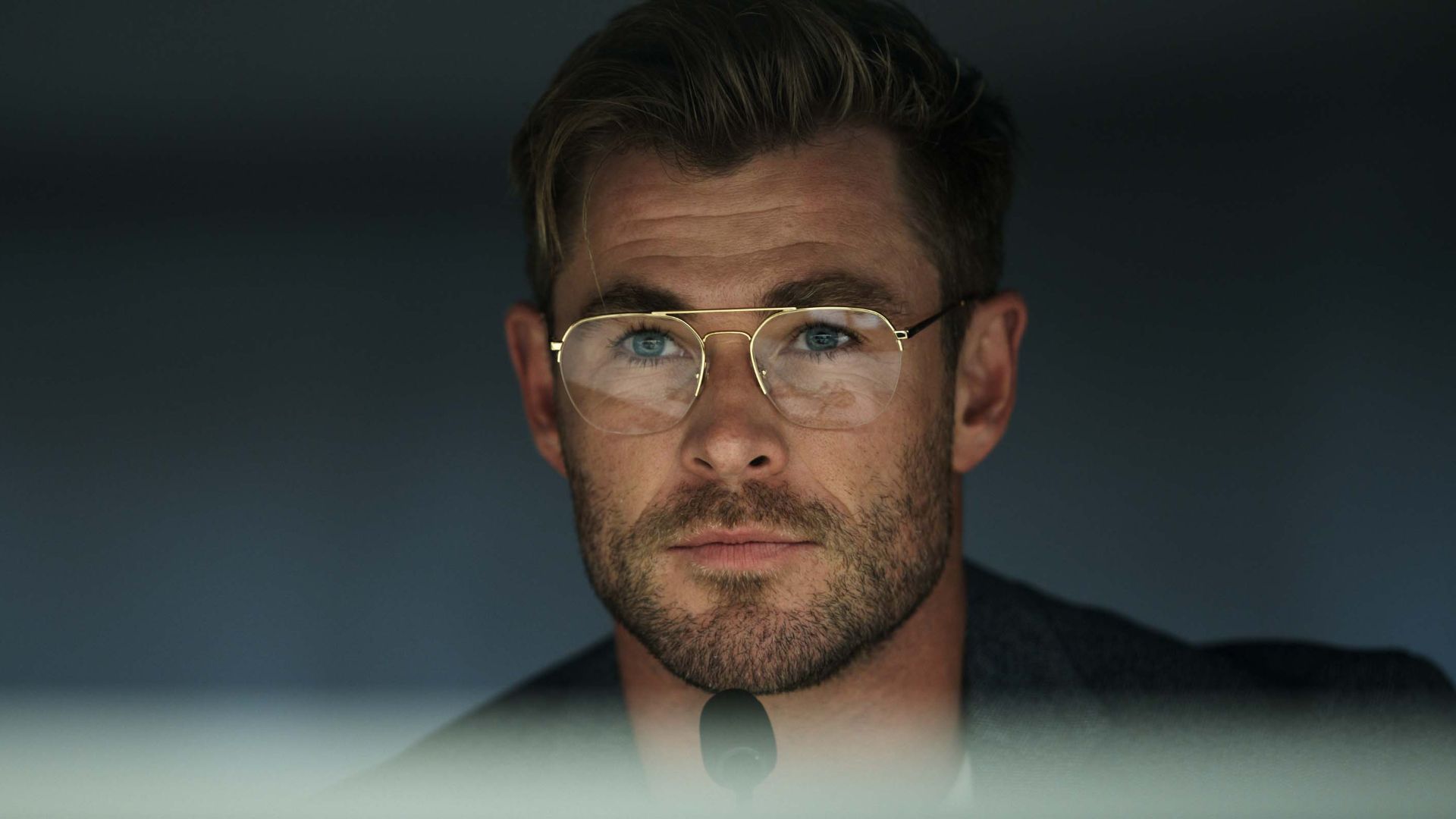 Chris Hemsworth geniusz farmaceutyczny